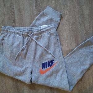 Nike Gray Sweatpants Relaxed Fit Elastic Cuffs